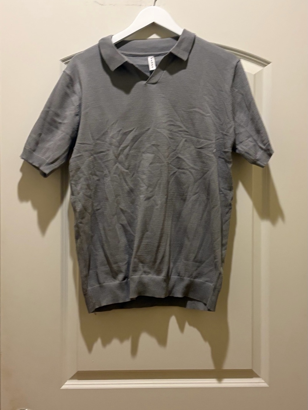 Men's Short-Sleeve Polo Shirt in Gray-NWOT-never worn-too small